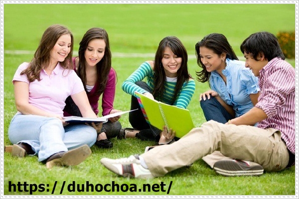 Học tiếng Nga c&ugrave;ng bạn b&egrave;